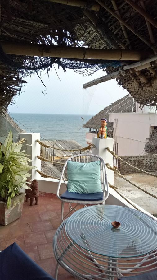 Hotel L'Escale Puducherry Exterior foto